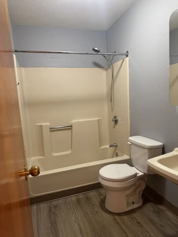 1 bed, 1 bath apartment for rent at 9 Montello Street, Unit 13 Unit 13, Brockton — photo 3 of 9