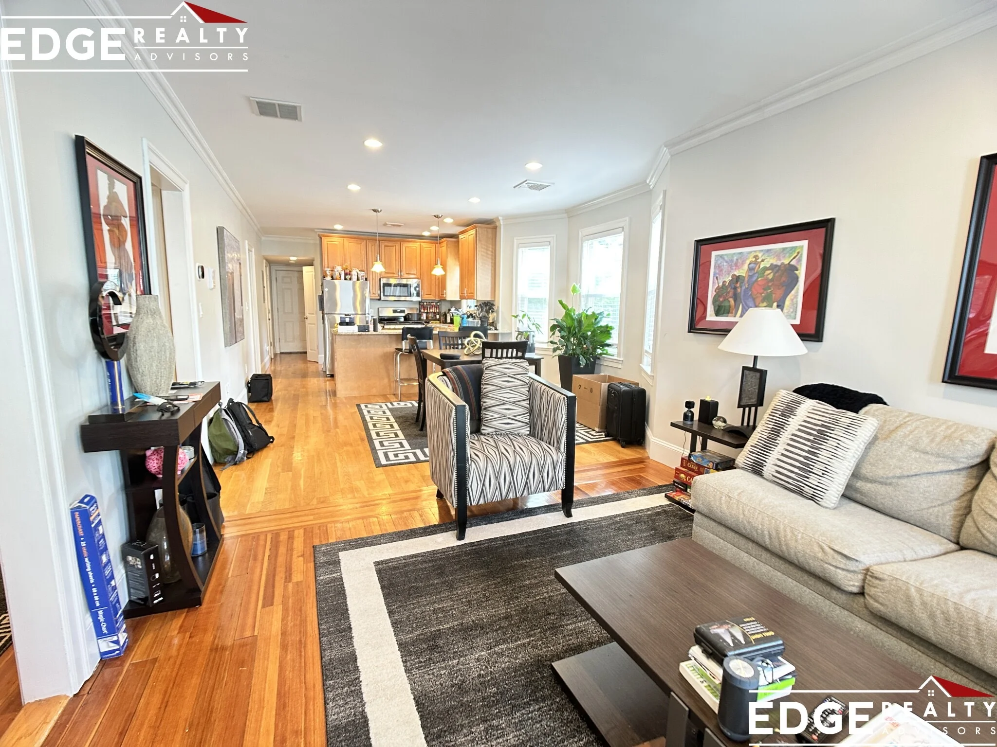 2 bed, 2 bath apartment for rent at 9 Montfern Ave Unit 1, Oak Square — photo 3 of 6