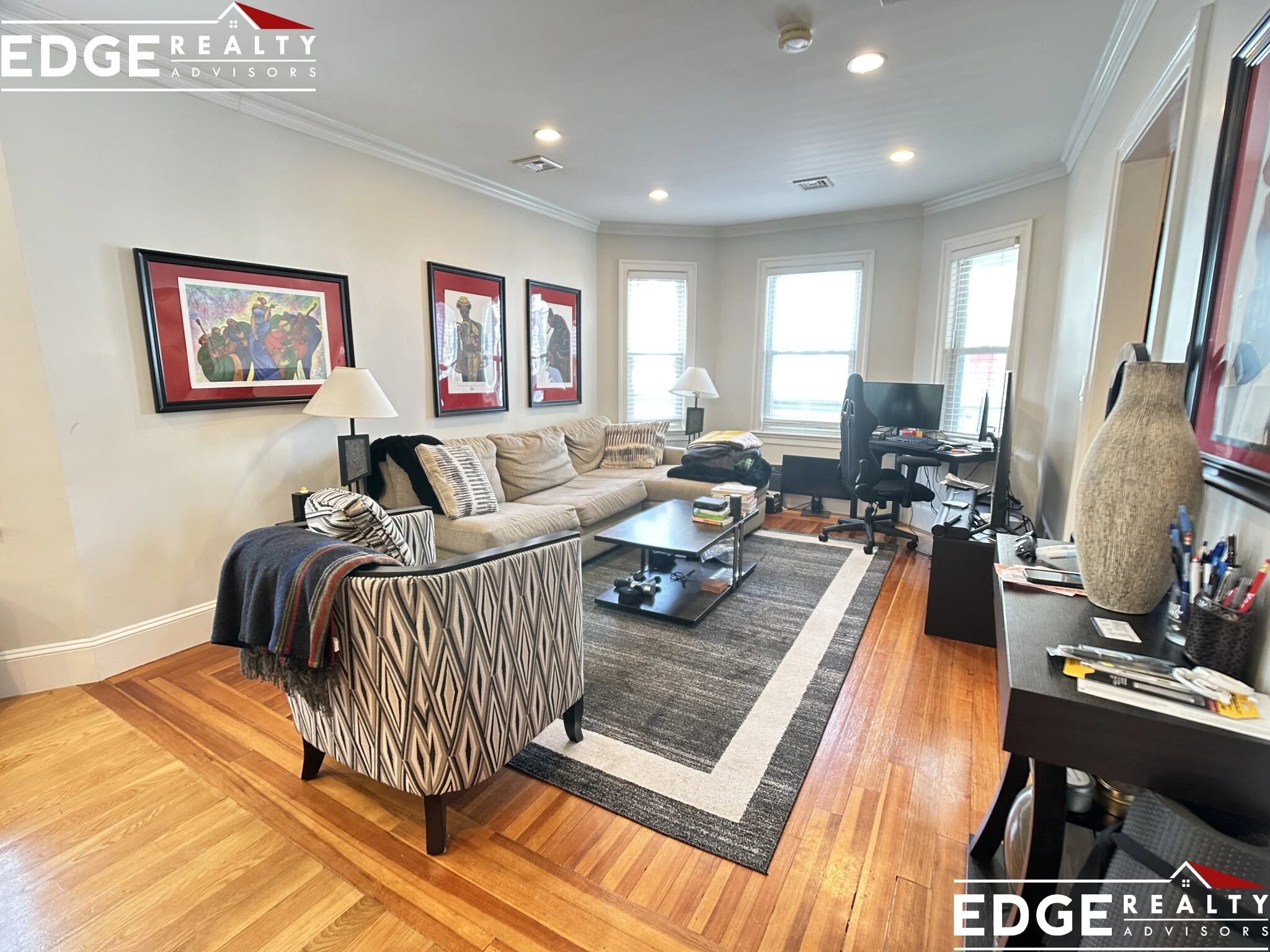2 bed, 2 bath apartment for rent at 9 Montfern Ave Unit 1, Oak Square — photo 1 of 6
