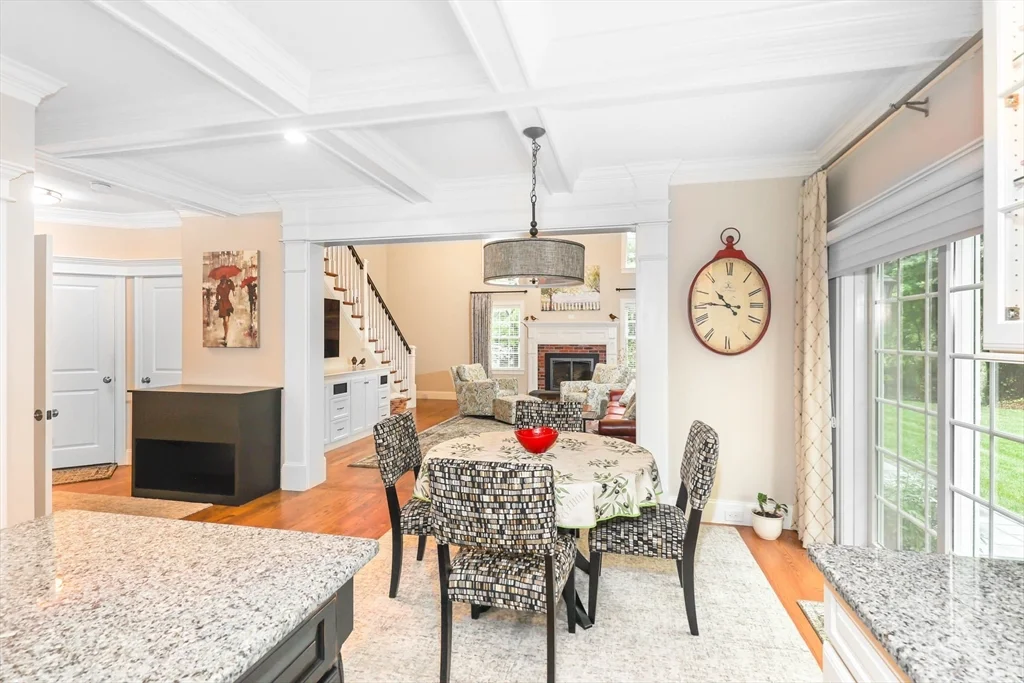 4 bed, 3 bath apartment for rent at 9 Morningside Dr, Shrewsbury — photo 20 of 42