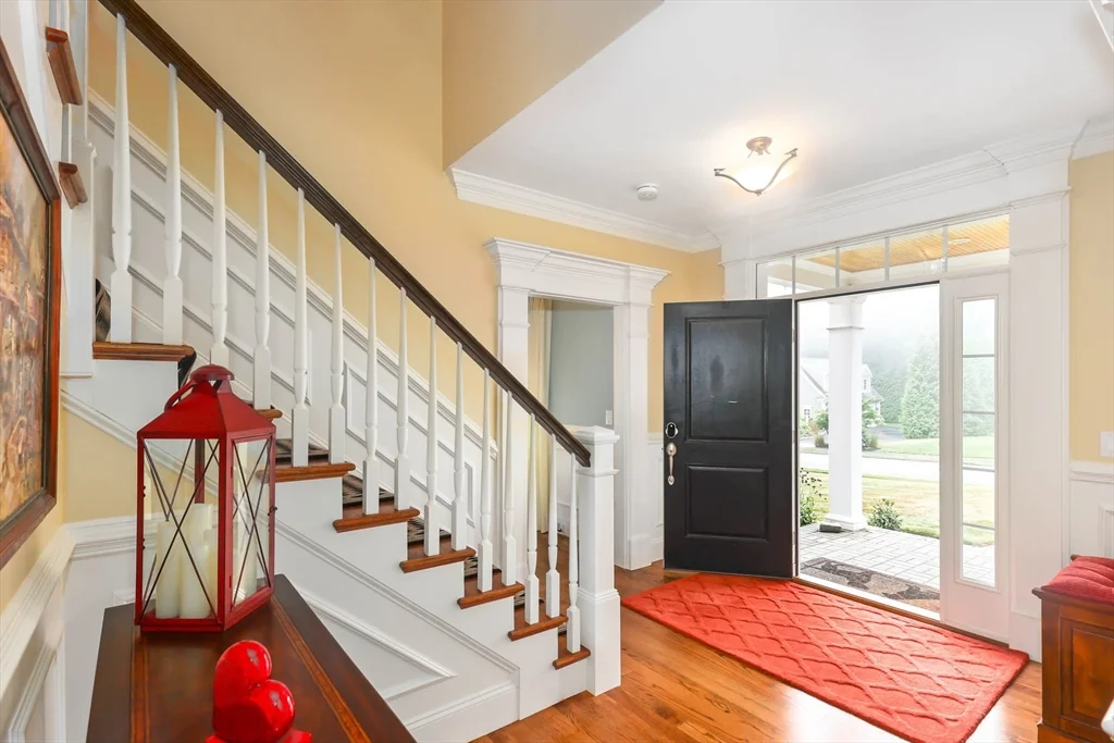 4 bed, 3 bath apartment for rent at 9 Morningside Dr, Shrewsbury — photo 12 of 42
