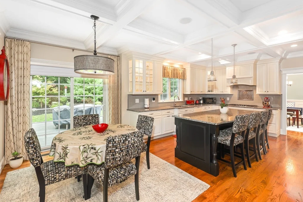 4 bed, 3 bath apartment for rent at 9 Morningside Dr, Shrewsbury — photo 19 of 42