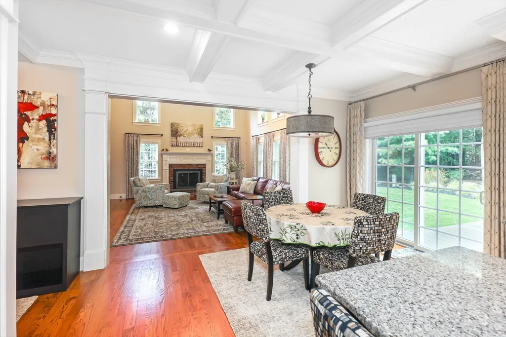 4 bed, 3 bath apartment for rent at 9 Morningside Dr, Shrewsbury — photo 18 of 42