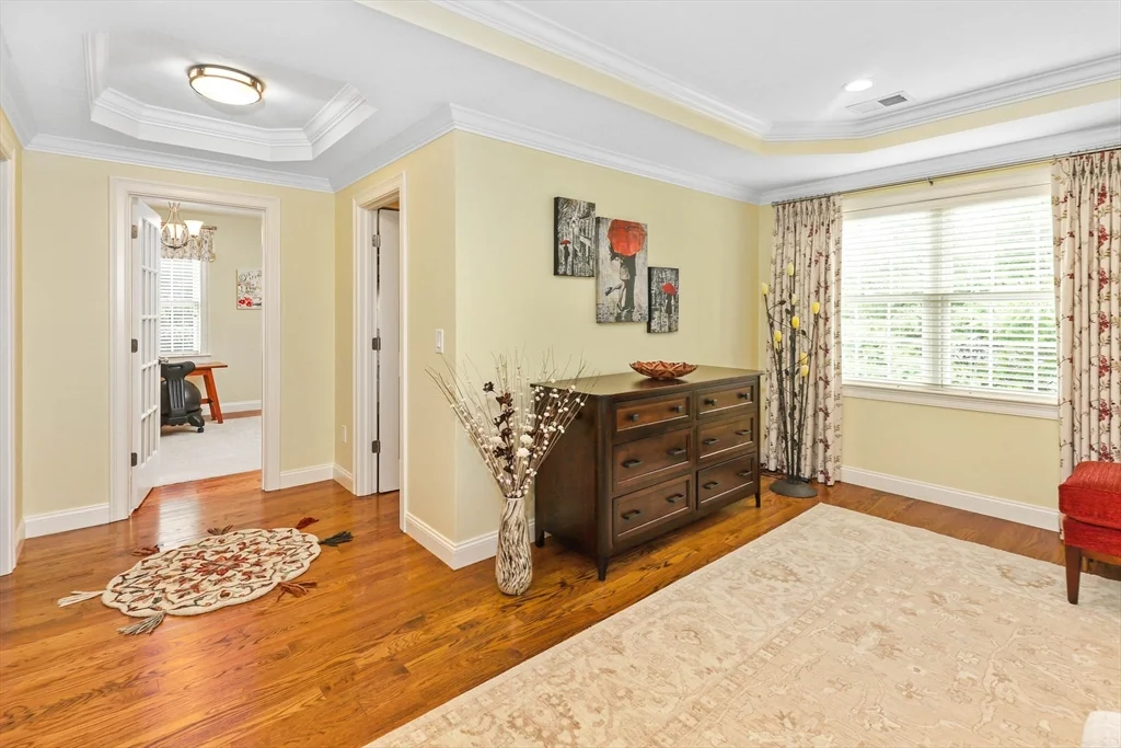 4 bed, 3 bath apartment for rent at 9 Morningside Dr, Shrewsbury — photo 34 of 42
