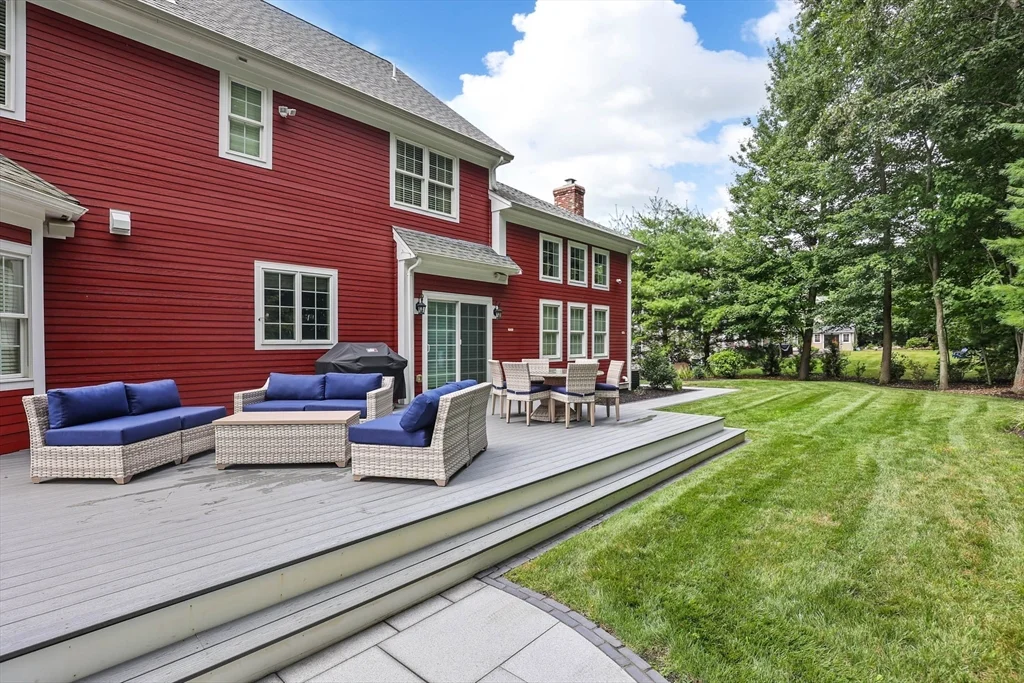 4 bed, 3 bath apartment for rent at 9 Morningside Dr, Shrewsbury — photo 8 of 42
