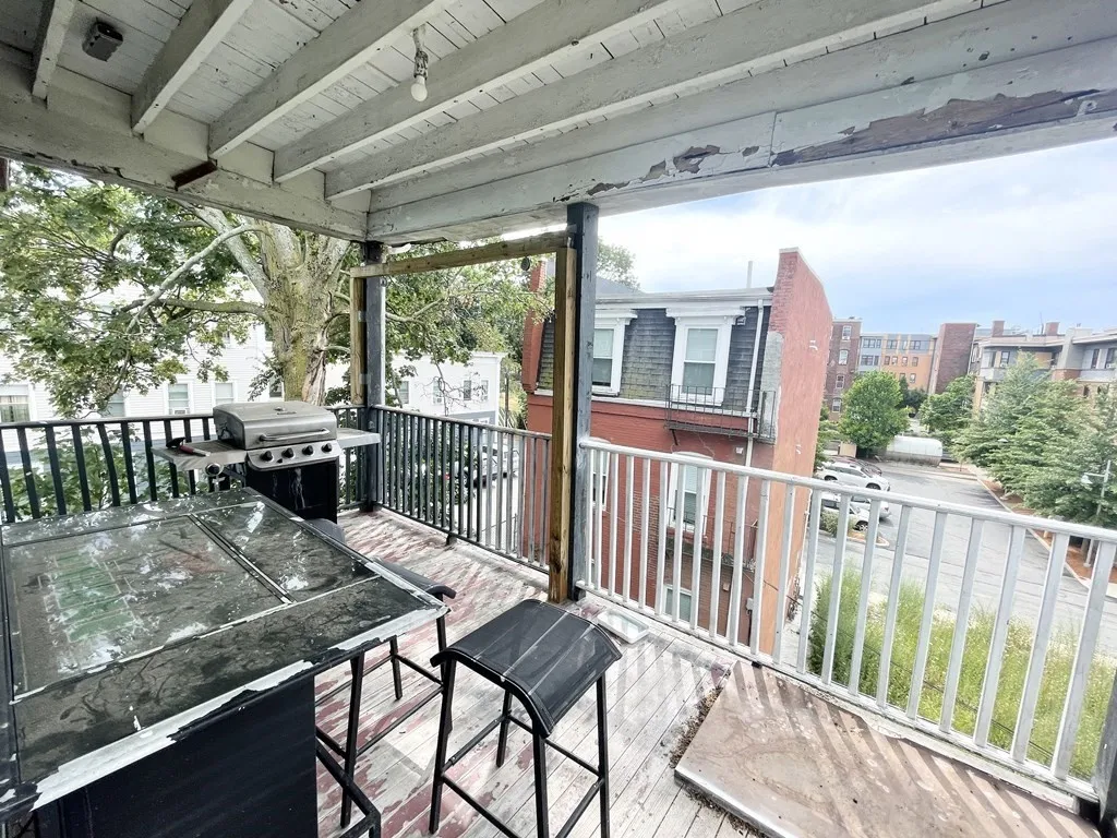 5 bed, 1 bath apartment for rent at 9 Mount Pleasant Unit 3, Boston — photo 19 of 19