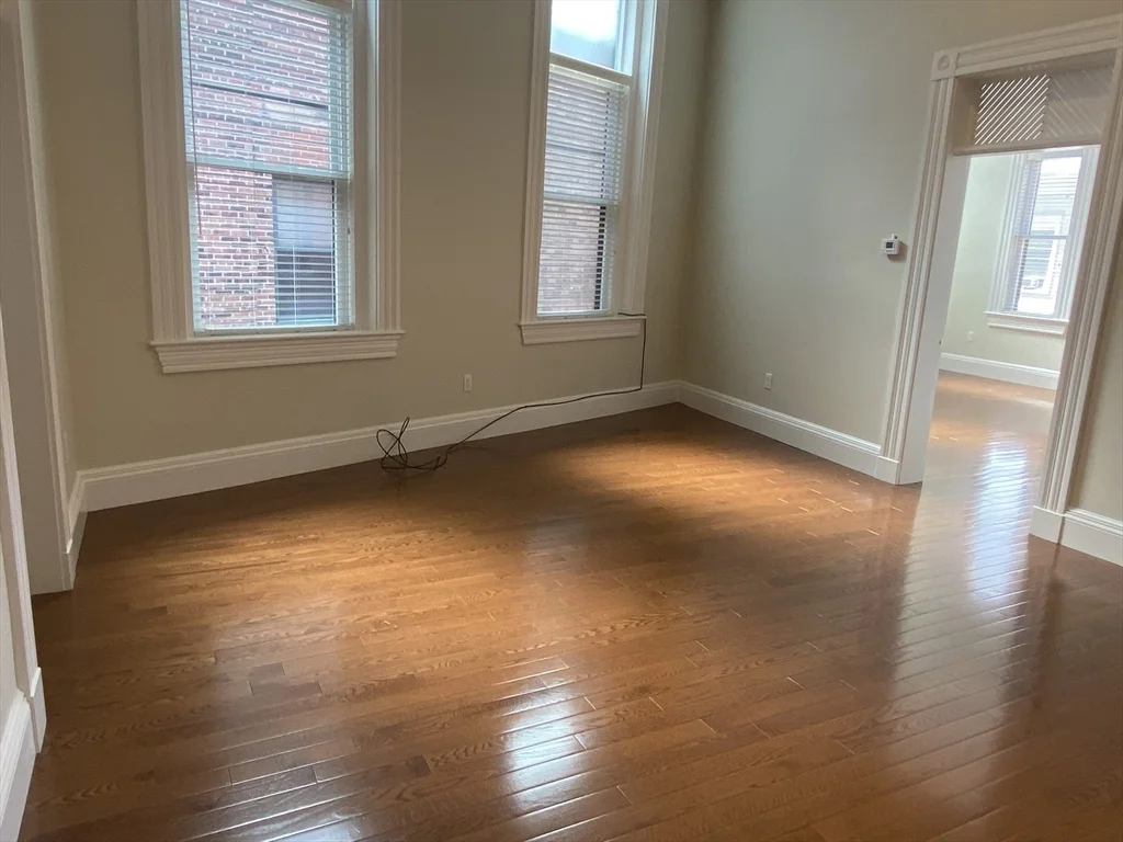 3 bed, 2 bath apartment for rent at 9 Mount Vernon St Unit A, Winchester — photo 12 of 16