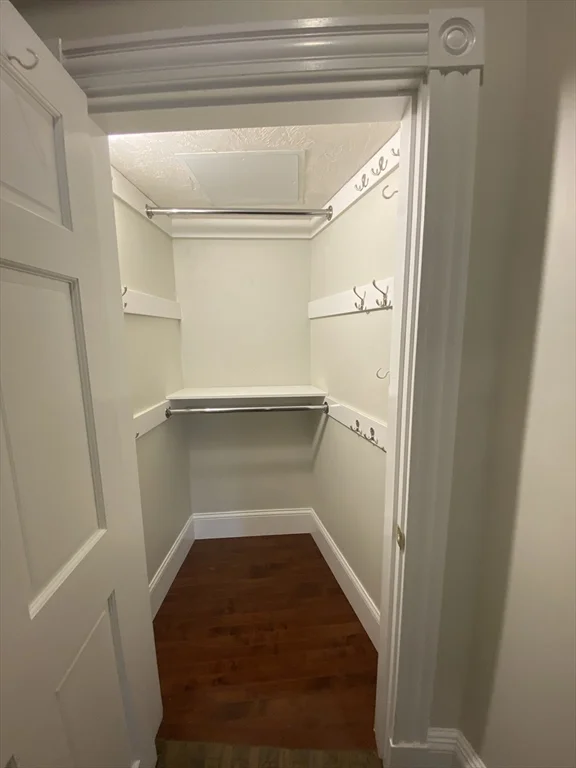 3 bed, 2 bath apartment for rent at 9 Mount Vernon St Unit A, Winchester — photo 15 of 16