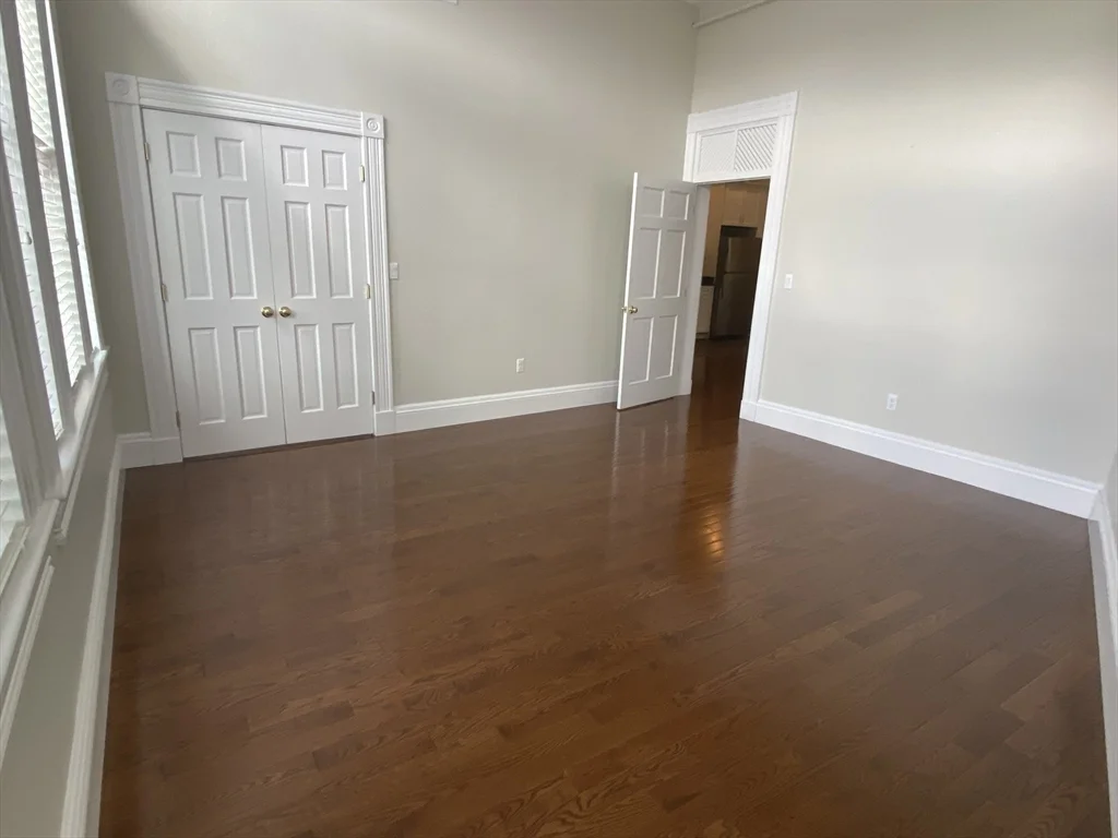 3 bed, 2 bath apartment for rent at 9 Mount Vernon St Unit A, Winchester — photo 10 of 16