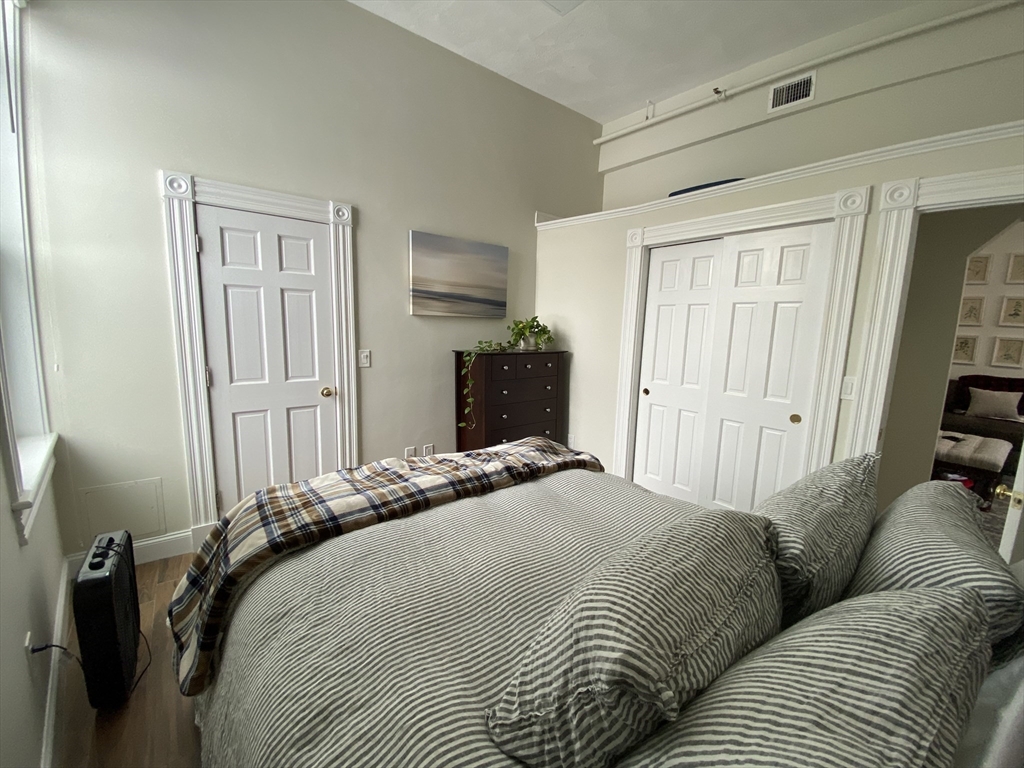 3 bed, 2 bath apartment for rent at 9 Mount Vernon St Unit C, Winchester — photo 16 of 19