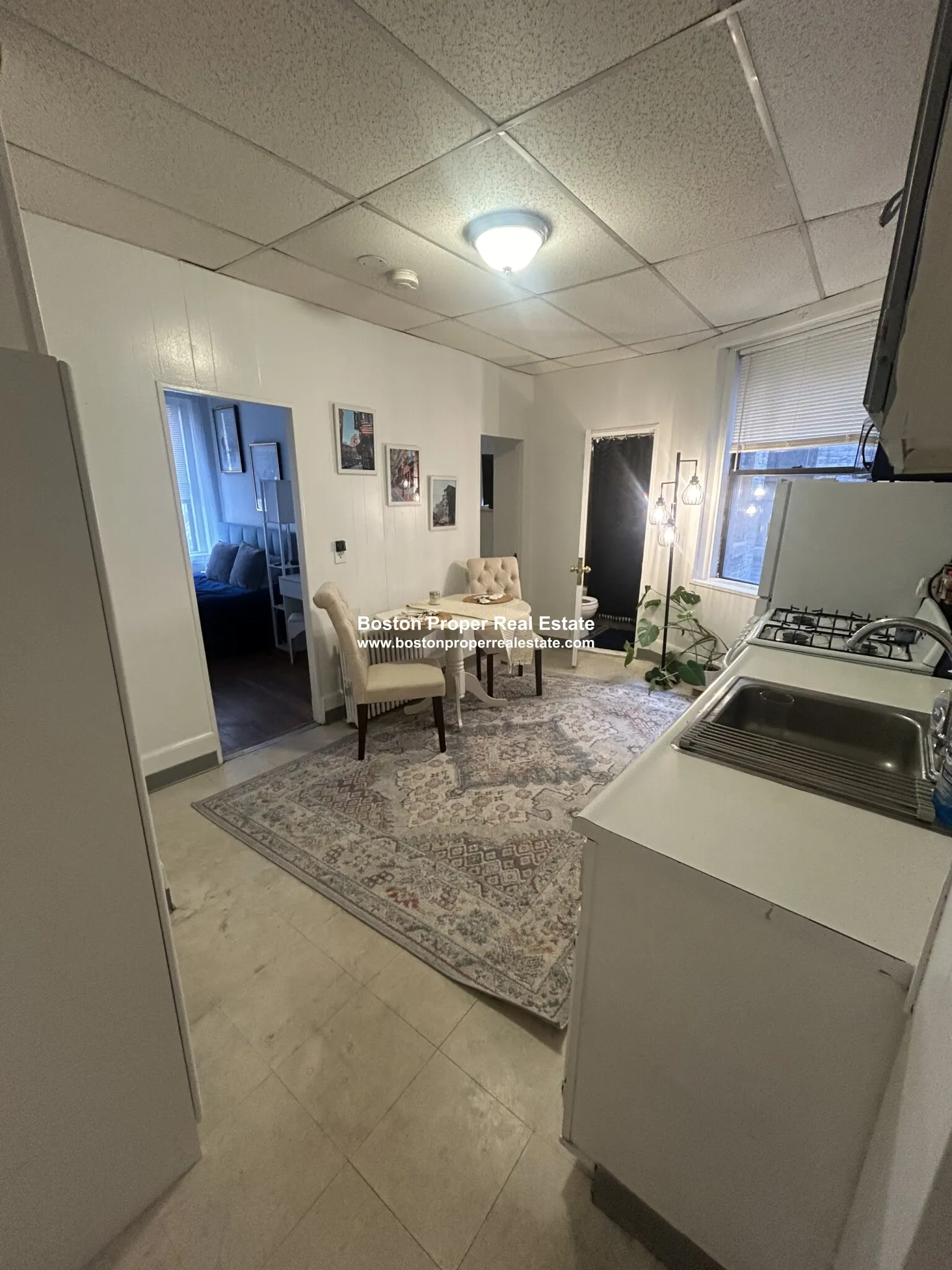 2 bed, 1 bath apartment for rent at 9 Myrtle St Unit 4, Beacon Hill — photo 2 of 10