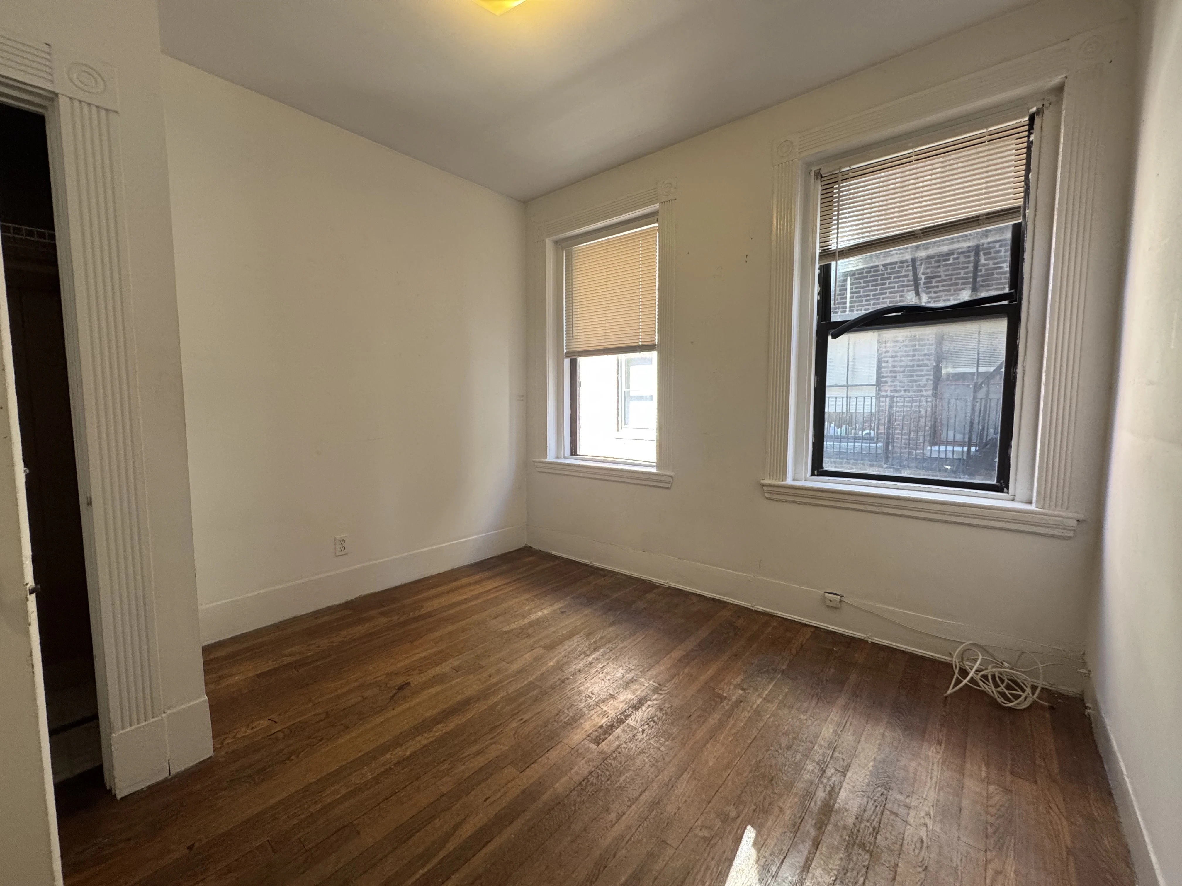 2 bed, 1 bath apartment for rent at 9 Myrtle St Unit 4, Beacon Hill — photo 5 of 9