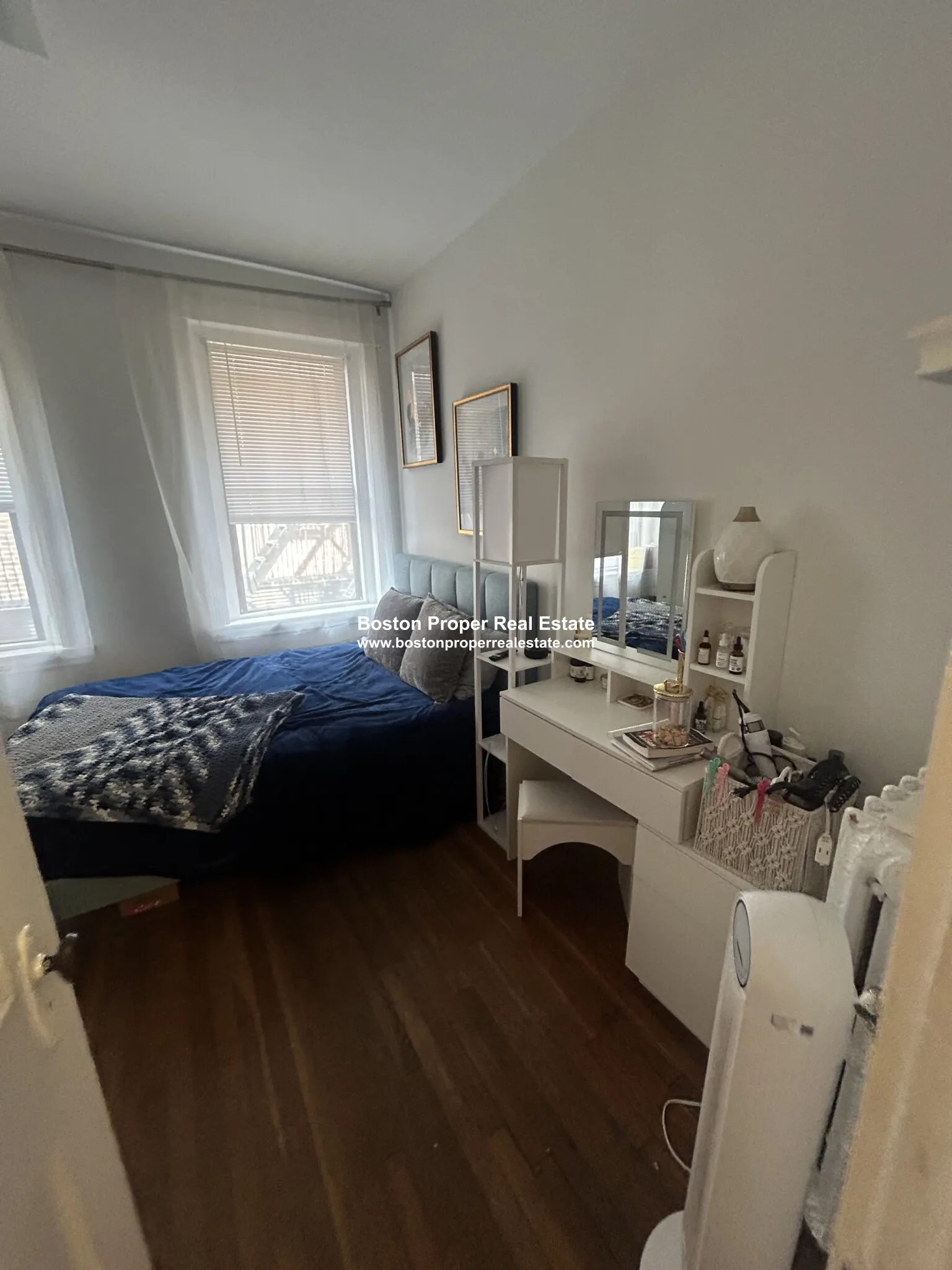 2 bed, 1 bath apartment for rent at 9 Myrtle St Unit 4, Beacon Hill — photo 5 of 10
