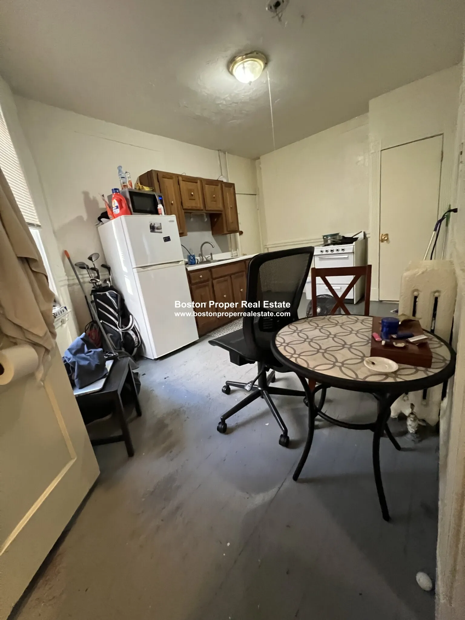2 bed, 1 bath apartment for rent at 9 Myrtle St Unit 8, Beacon Hill — photo 2 of 6