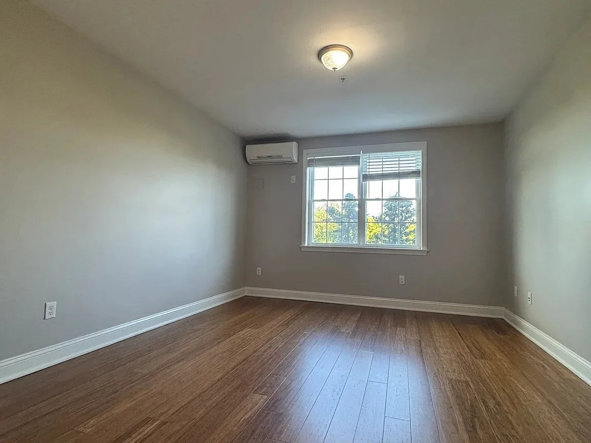 Studio bed, 1 bath apartment for rent at 9 Needhams Landing Rd Unit 104, Lynn — photo 7 of 10