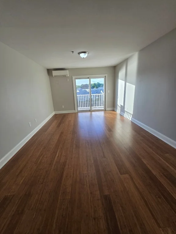 1 bed, 1 bath apartment for rent at 9 Needhams Landing Rd Unit 404, Lynn — photo 17 of 20