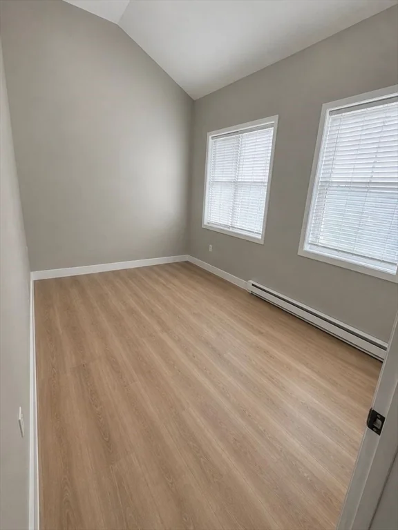 2 bed, 1 bath apartment for rent at 9 Needhams Landing Rd Unit 9A, Lynn — photo 5 of 6