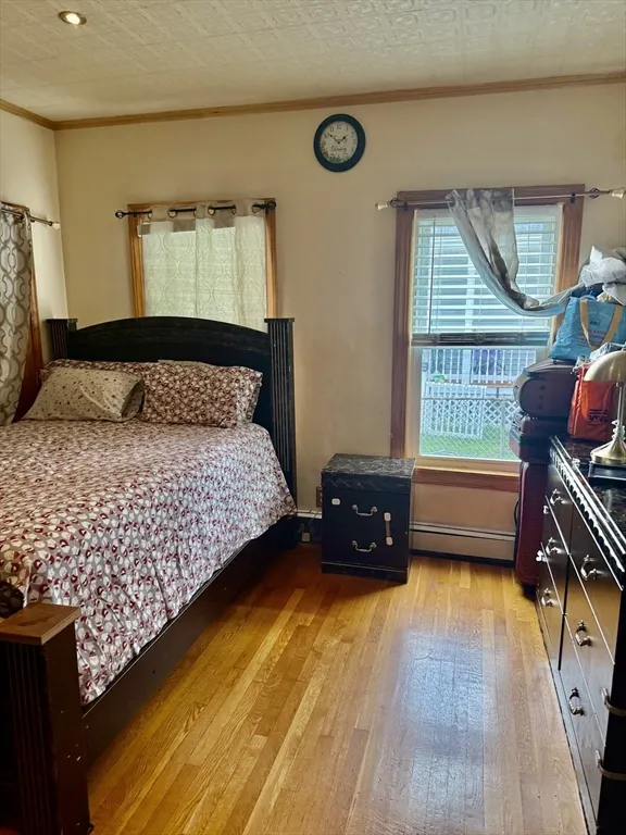 4 bed, 2 bath apartment for rent at 9 Newhall St Unit 1, Lowell — photo 10 of 26