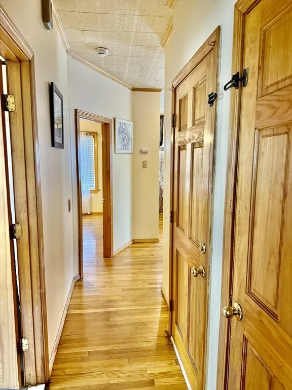 4 bed, 2 bath apartment for rent at 9 Newhall St Unit 1, Lowell — photo 14 of 26