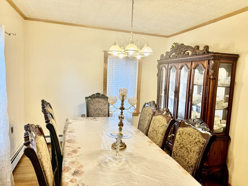 4 bed, 2 bath apartment for rent at 9 Newhall St Unit 1, Lowell — photo 16 of 26