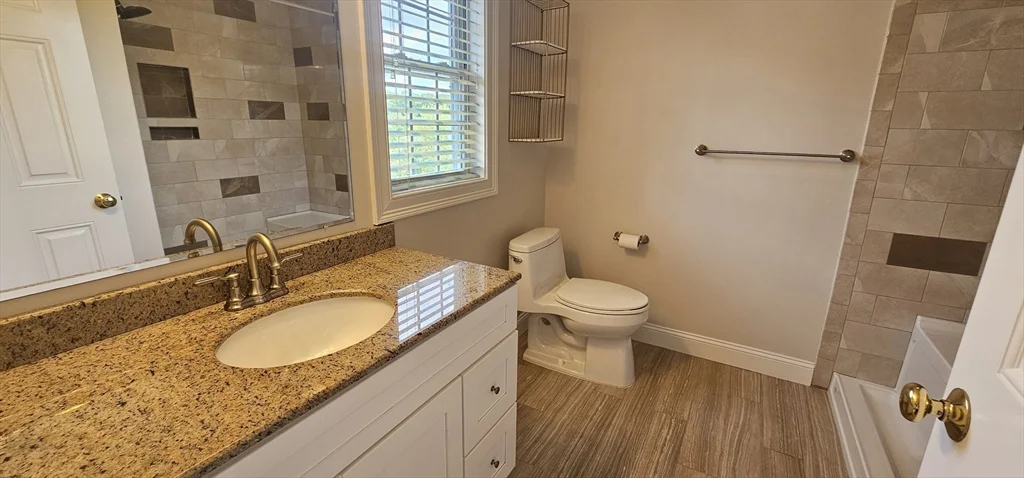 2 bed, 2 bath apartment for rent at 9 Nirvana Dr Unit 2E, Saugus — photo 14 of 25