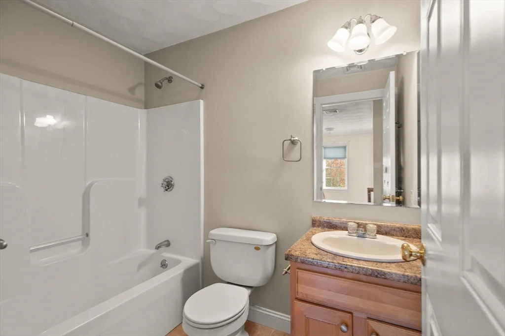 2 bed, 2 bath apartment for rent at 9 Nirvana Dr Unit 2E, Saugus — photo 18 of 25