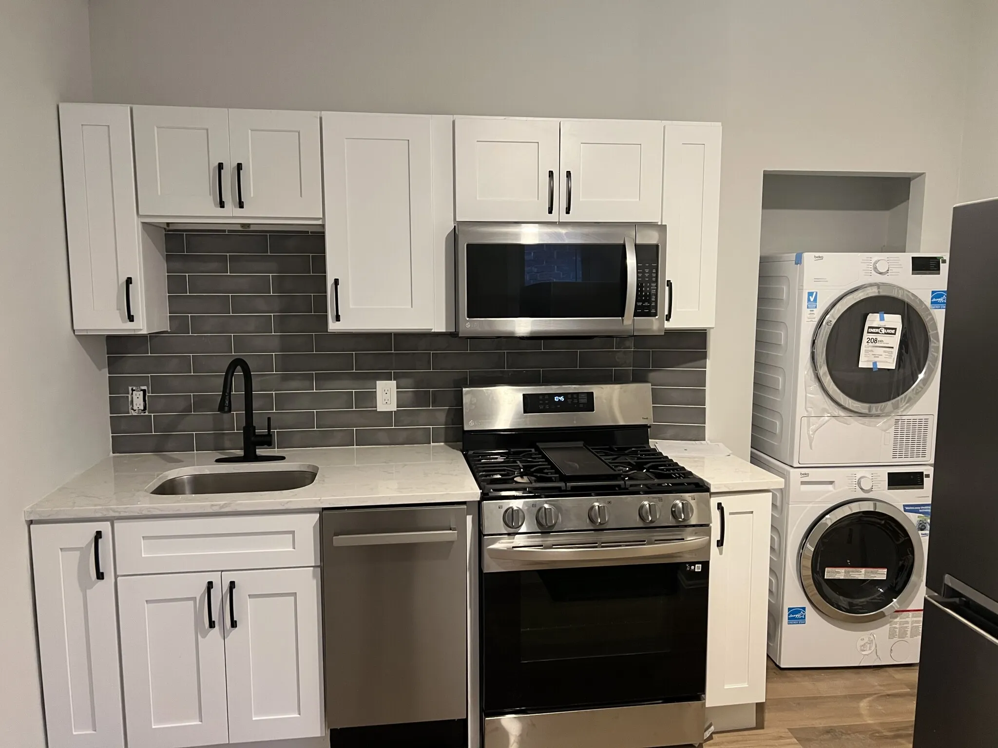 3 bed, 1 bath apartment for rent at 9 Noyes Pl Unit 2, North End — photo 30 of 30