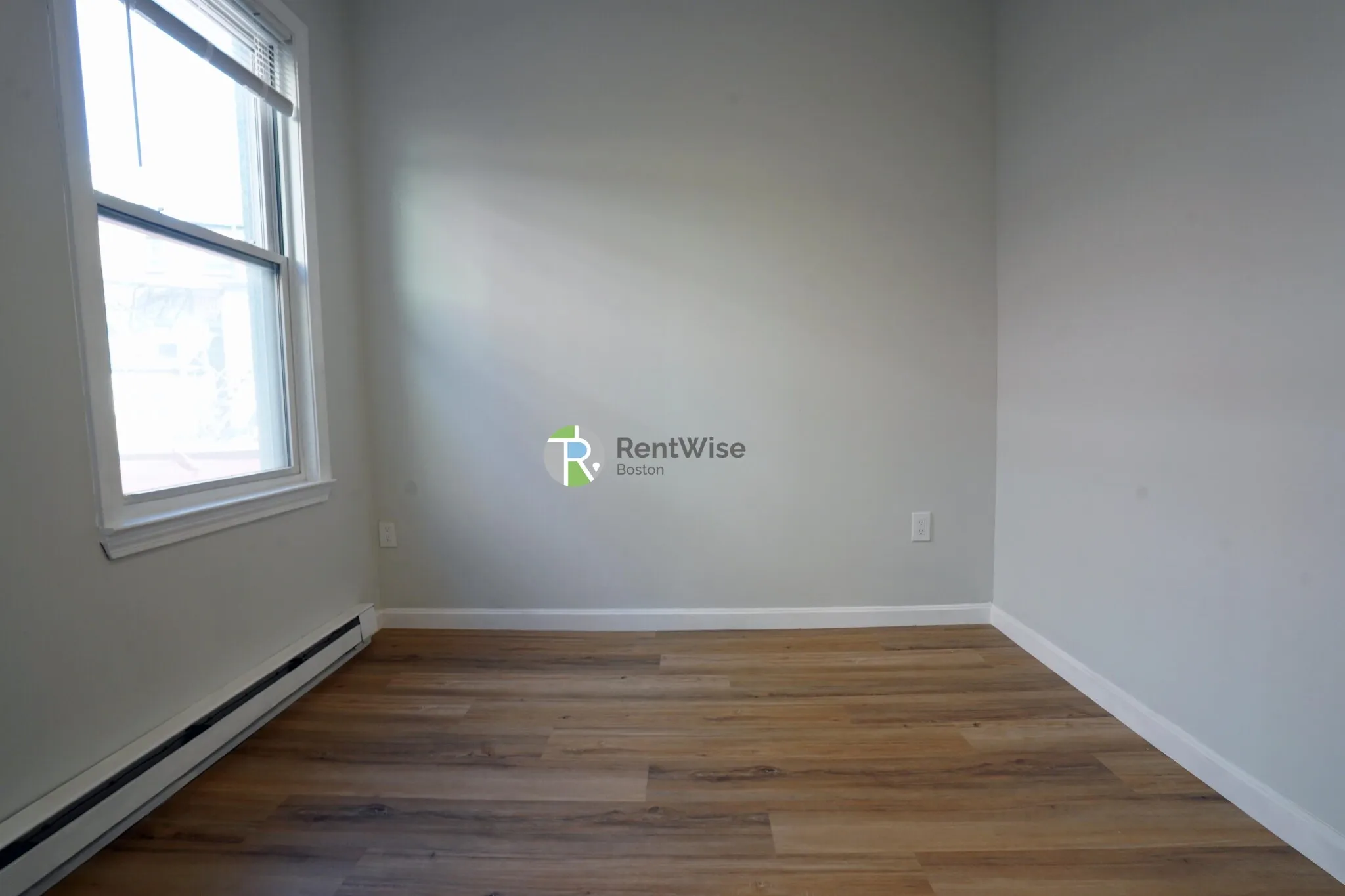 3 bed, 1 bath apartment for rent at 9 Noyes Pl Unit 2, North End — photo 14 of 30