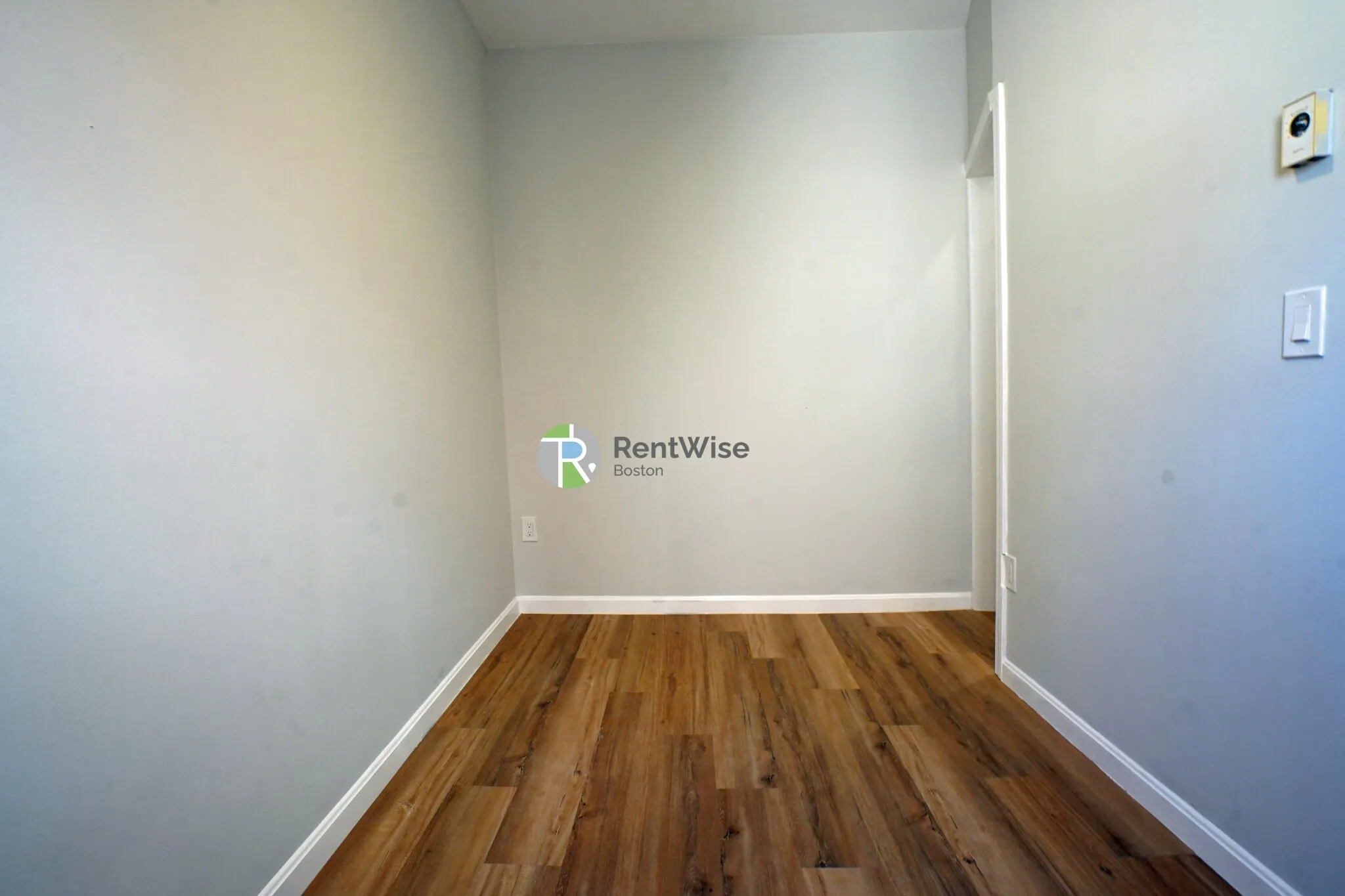 3 bed, 1 bath apartment for rent at 9 Noyes Pl Unit 2, North End — photo 19 of 30