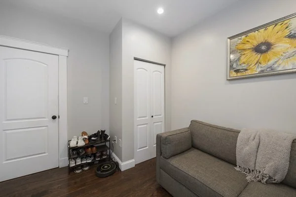 2 bed, 1 bath apartment for rent at 9 O St Unit 1, South Boston — photo 11 of 14