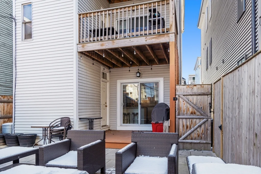 2 bed, 1 bath apartment for rent at 9 O St Unit 1A, South Boston — photo 14 of 19
