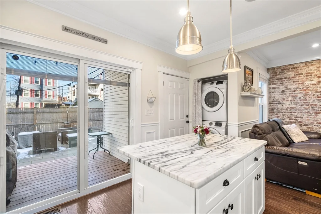 2 bed, 1 bath apartment for rent at 9 O St Unit 1A, South Boston — photo 4 of 19