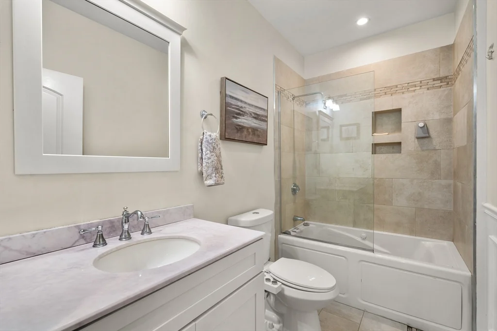 2 bed, 1 bath apartment for rent at 9 O St Unit 1A, South Boston — photo 9 of 19