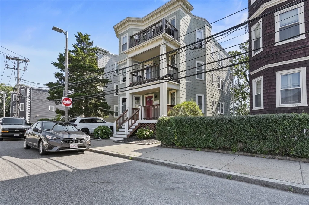 2 bed, 1 bath apartment for rent at 9 Odonnell Sq Unit 1, Dorchester — photo 2 of 25