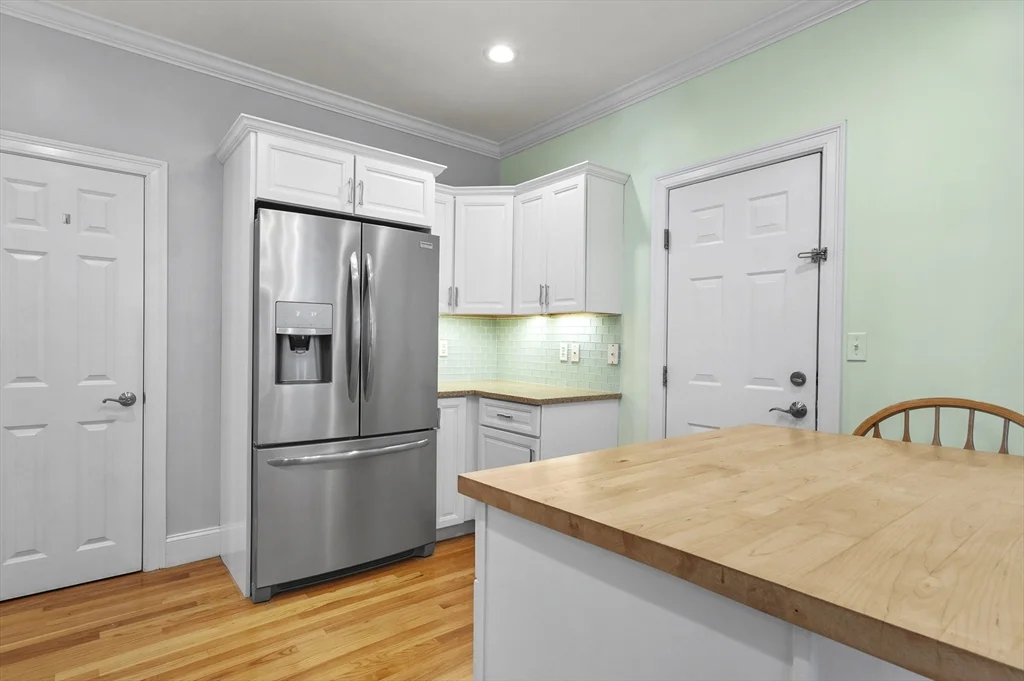 2 bed, 1 bath apartment for rent at 9 Odonnell Sq Unit 1, Dorchester — photo 10 of 25