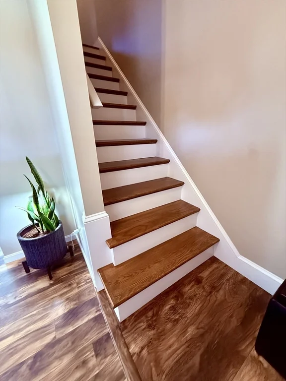 3 bed, 1 bath apartment for rent at 9 Omaha St Unit 9, Fall River — photo 5 of 17
