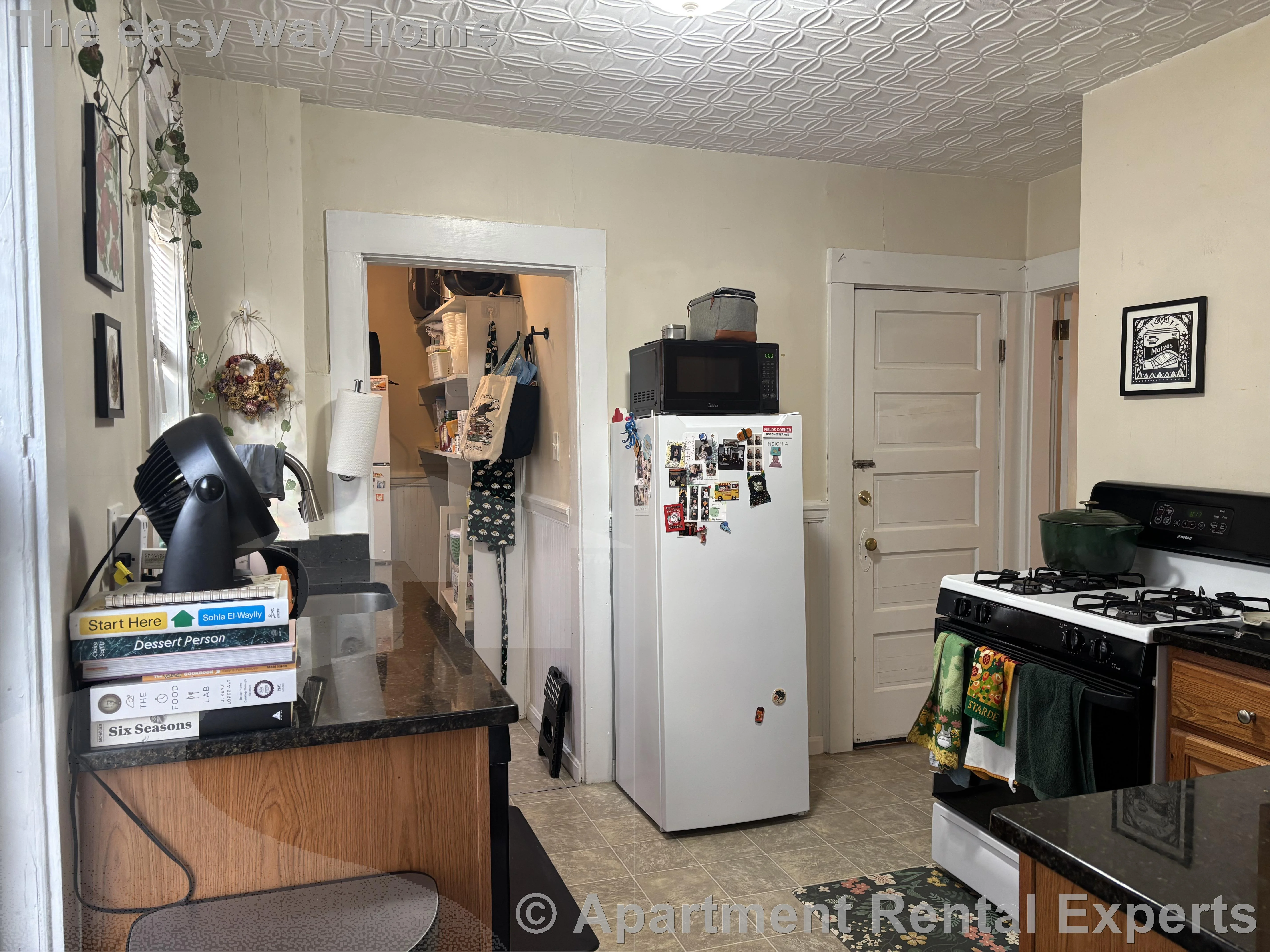 2 bed, 1 bath apartment for rent at 9 Orrin St Unit 1, Huron Village — photo 16 of 20