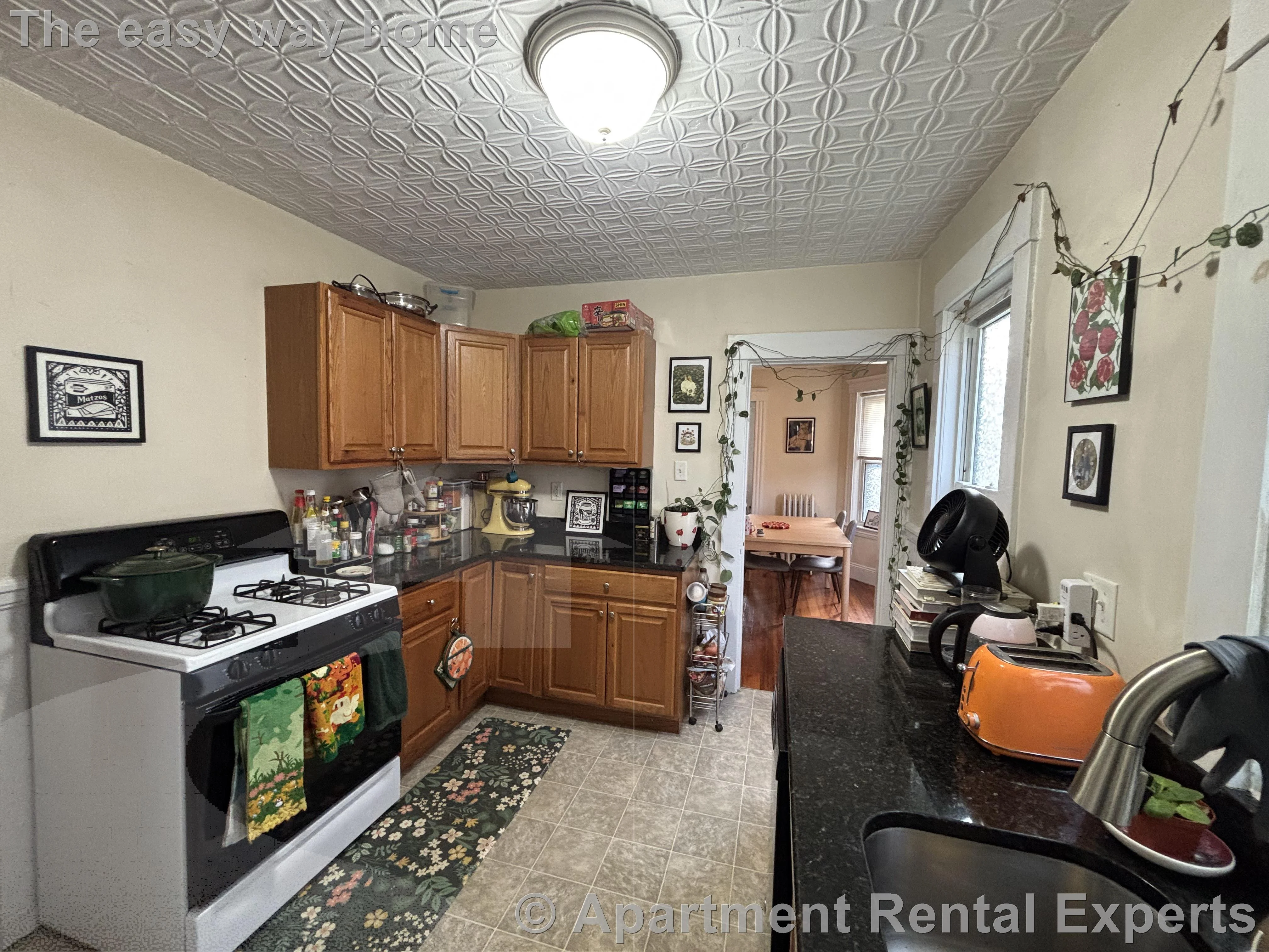 2 bed, 1 bath apartment for rent at 9 Orrin St Unit 1, Huron Village — photo 4 of 20