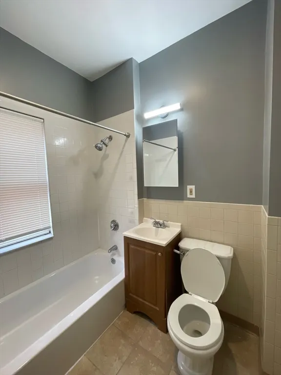 3 bed, 1 bath apartment for rent at 9 Page Unit 2, Dorchester — photo 5 of 6