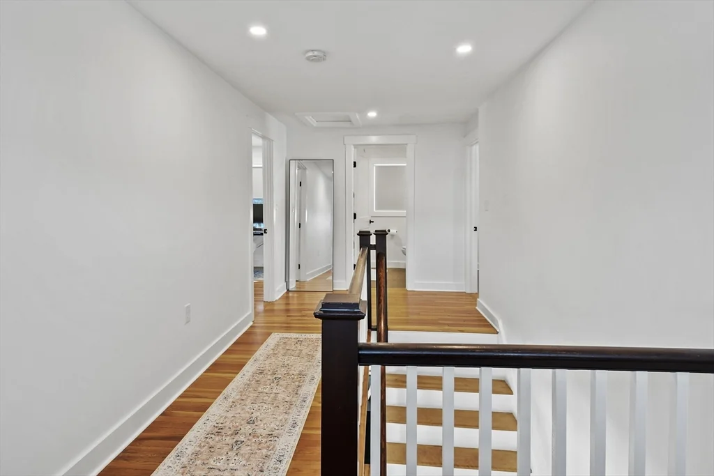 4 bed, 1 bath apartment for rent at 9 Park St, Shrewsbury — photo 23 of 36