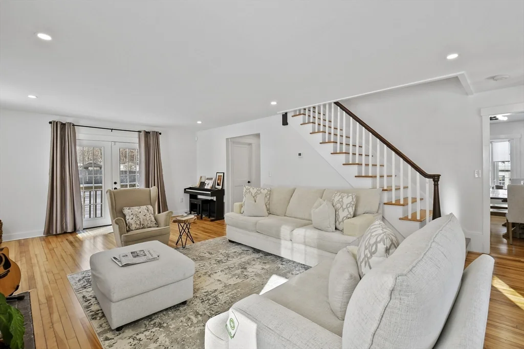 4 bed, 1 bath apartment for rent at 9 Park St, Shrewsbury — photo 7 of 36