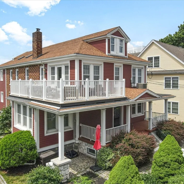 3 bed, 3 bath apartment for rent at 9 Park St Unit 10, Dorchester