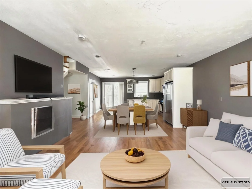 2 bed, 1 bath apartment for rent at 9 Park St Unit 4, Dorchester — photo 2 of 21