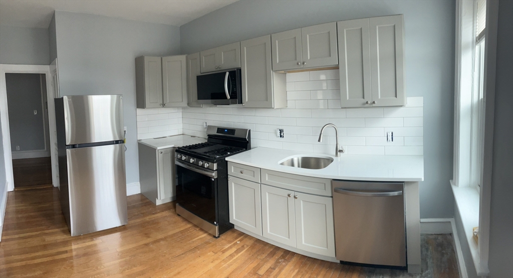 2 bed, 1 bath apartment for rent at 9 Park Vale Ave Unit 12, Brighton