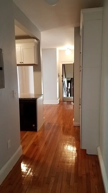 2 bed, 1 bath apartment for rent at 9 Park Vale Ave Unit 2, Allston — photo 17 of 21