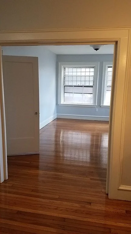2 bed, 1 bath apartment for rent at 9 Park Vale Ave Unit 2, Allston — photo 2 of 21