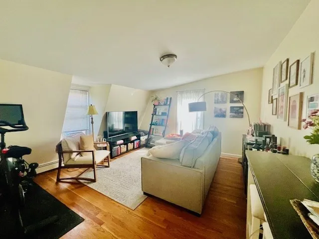 1 bed, 1 bath apartment for rent at 9 Parker St Unit 3, Medford Street / The Neck — photo 1 of 5