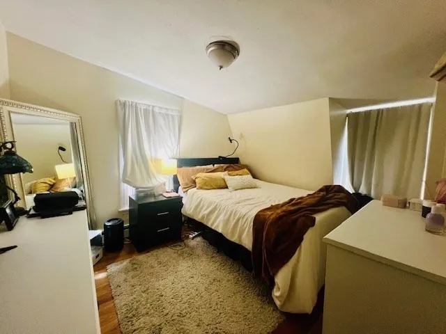 1 bed, 1 bath apartment for rent at 9 Parker St Unit 3, Medford Street / The Neck — photo 2 of 5