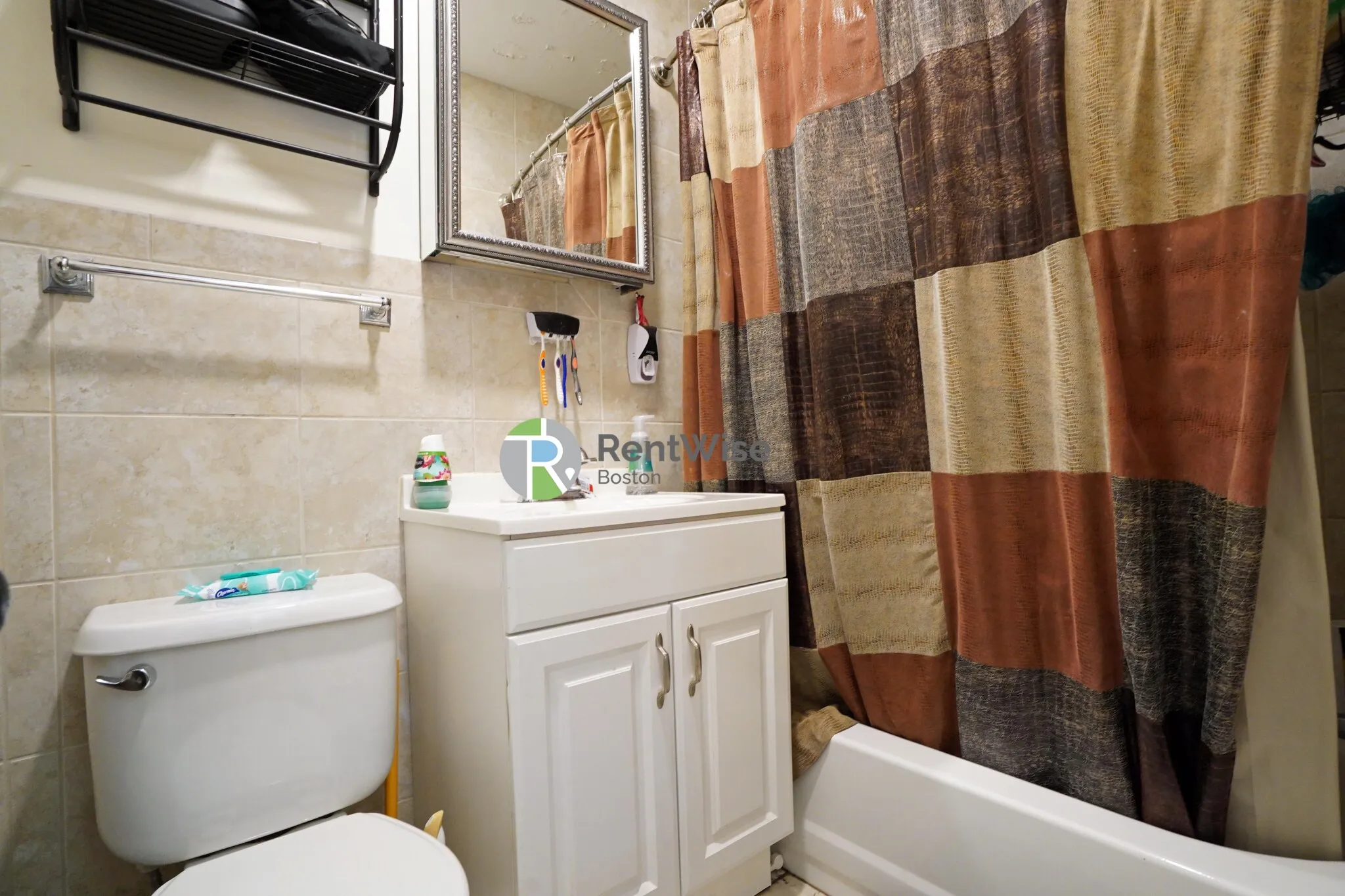 2 bed, 1 bath apartment for rent at 9 Parsons St Unit 1, Brighton — photo 14 of 18