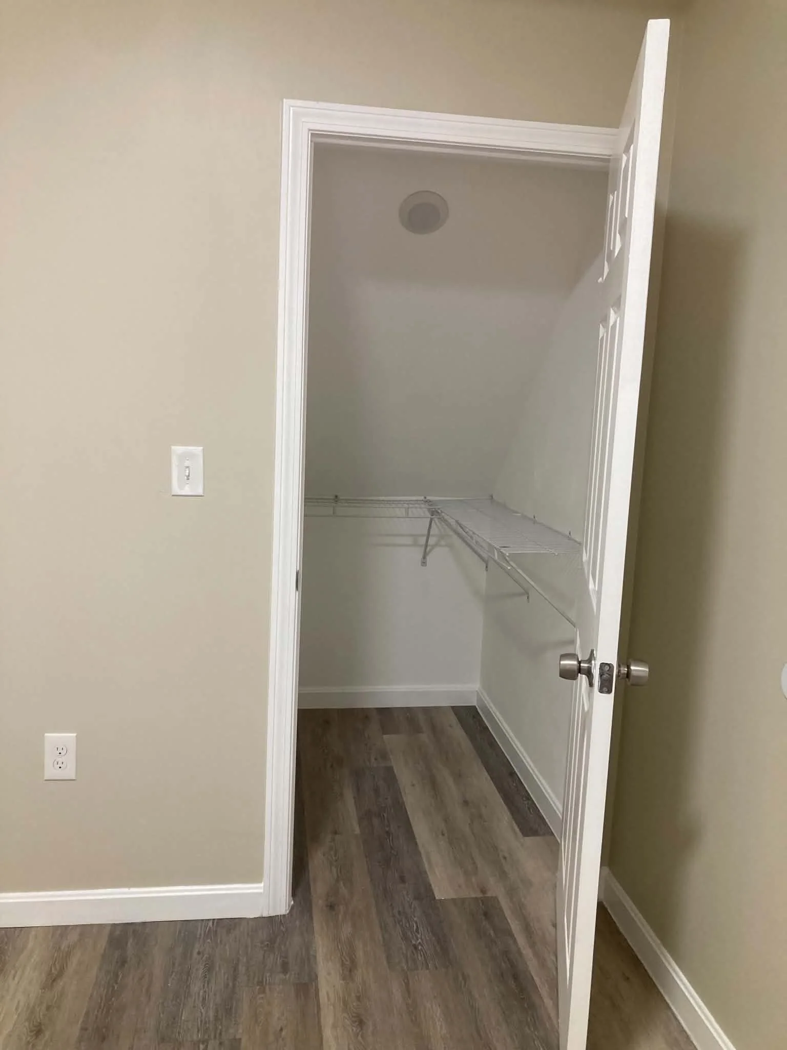2 bed, 1 bath apartment for rent at 9 Pearl St Unit 1, Ayer — photo 6 of 9